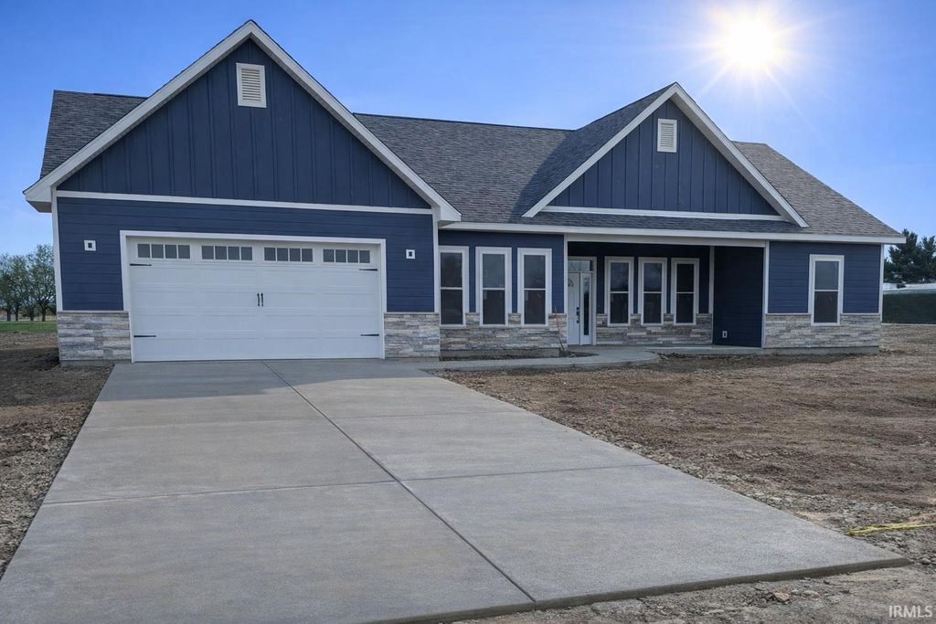 Photo of 2007 Deepwater Loop, Monticello, IN 47960 (MLS # 202613798)