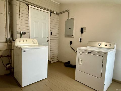 Tiny photo for 629/631 Madison Street, Rochester, IN 46975 (MLS # 202607907)