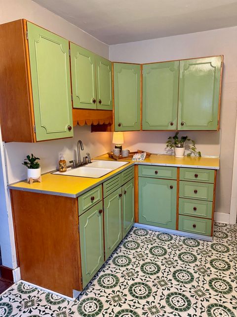 Tiny photo for 629/631 Madison Street, Rochester, IN 46975 (MLS # 202607907)