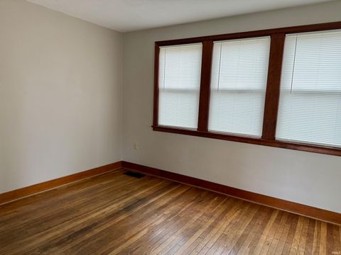 Tiny photo for 629/631 Madison Street, Rochester, IN 46975 (MLS # 202607907)