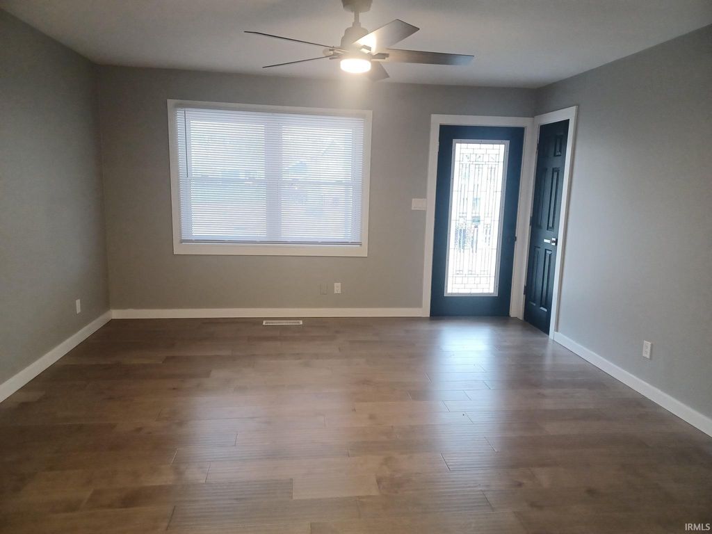 Photo of 4624 Greencove Drive, Evansville, IN 47715 (MLS # 202549630)