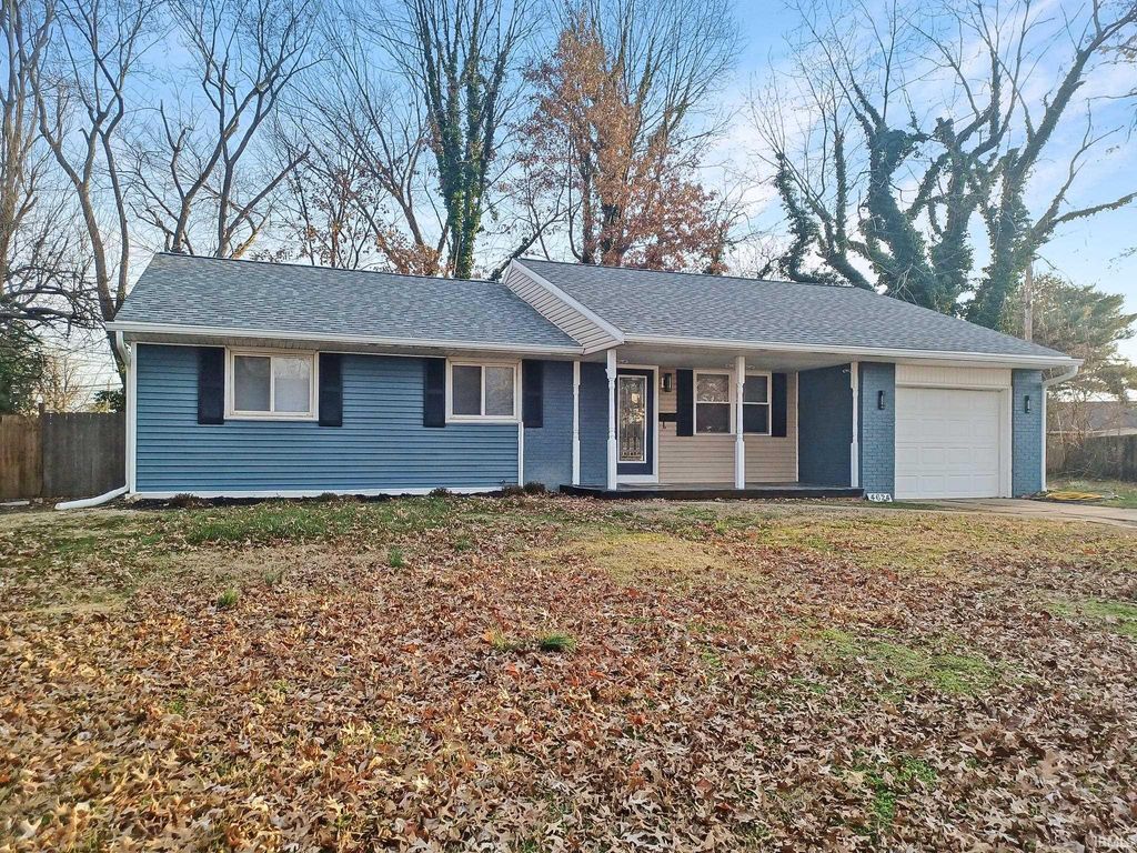 Photo of 4624 Greencove Drive, Evansville, IN 47715 (MLS # 202549630)