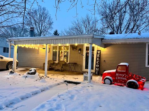 Tiny photo for 2449 Tam O Shanter Road, Kokomo, IN 46902 (MLS # 202547780)