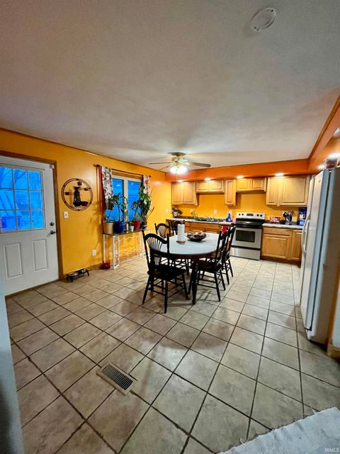 Tiny photo for 2449 Tam O Shanter Road, Kokomo, IN 46902 (MLS # 202547780)