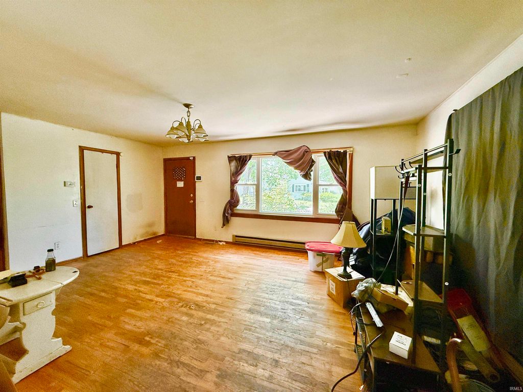 Photo of 503 E Highland Avenue, Marion, IN 46952 (MLS # 202617887)