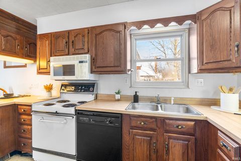 Tiny photo for 204 Armory Road, Delphi, IN 46923 (MLS # 202602883)