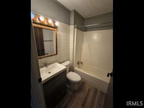 Tiny photo for 1003 W Kickapoo Street, Hartford City, IN 47348 (MLS # 202546667)