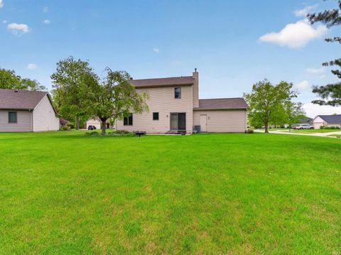 Tiny photo for 6205 Greenock Place, Fort Wayne, IN 46835 (MLS # 202618381)