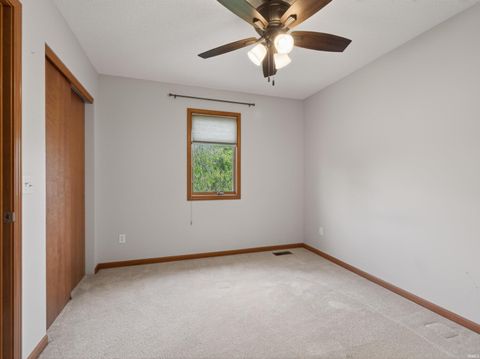 Tiny photo for 6205 Greenock Place, Fort Wayne, IN 46835 (MLS # 202618381)