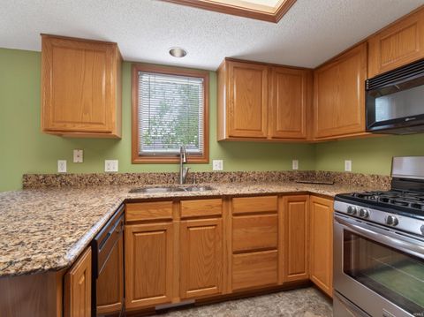 Tiny photo for 6205 Greenock Place, Fort Wayne, IN 46835 (MLS # 202618381)