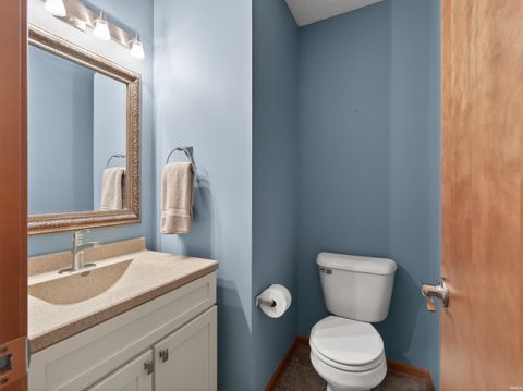 Tiny photo for 6205 Greenock Place, Fort Wayne, IN 46835 (MLS # 202618381)