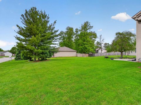 Tiny photo for 6205 Greenock Place, Fort Wayne, IN 46835 (MLS # 202618381)