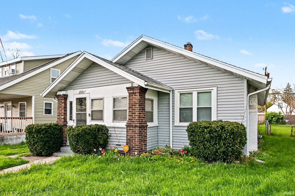 Photo of 1249 N Meade Street, South Bend, IN 46628 (MLS # 202614980)