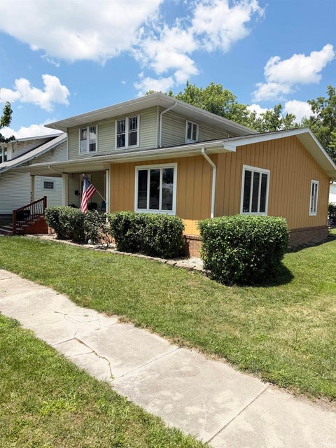 Tiny photo for 712 E Keyser Street, Garrett, IN 46738 (MLS # 202627150)