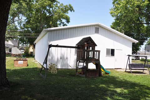 Tiny photo for 712 E Keyser Street, Garrett, IN 46738 (MLS # 202627150)