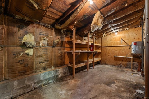 Tiny photo for 113 W Fairview Avenue, South Bend, IN 46614 (MLS # 202632555)
