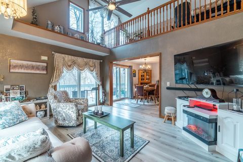Tiny photo for 175 Lane 101 Lake Minifenokee, Fremont, IN 46737 (MLS # 202608520)