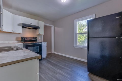 Tiny photo for 1015 S Alvord Boulevard, Evansville, IN 47714 (MLS # 202643772)