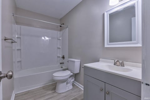 Tiny photo for 1015 S Alvord Boulevard, Evansville, IN 47714 (MLS # 202643772)