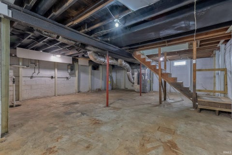 Tiny photo for 1015 S Alvord Boulevard, Evansville, IN 47714 (MLS # 202643772)