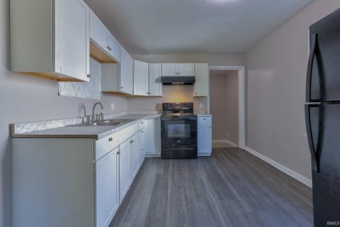 Tiny photo for 1015 S Alvord Boulevard, Evansville, IN 47714 (MLS # 202643772)