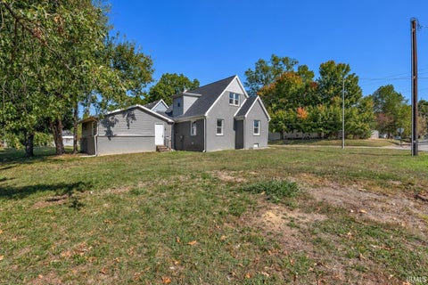 Tiny photo for 1015 S Alvord Boulevard, Evansville, IN 47714 (MLS # 202643772)