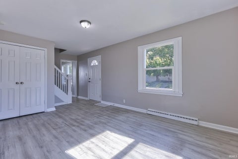 Tiny photo for 1015 S Alvord Boulevard, Evansville, IN 47714 (MLS # 202643772)