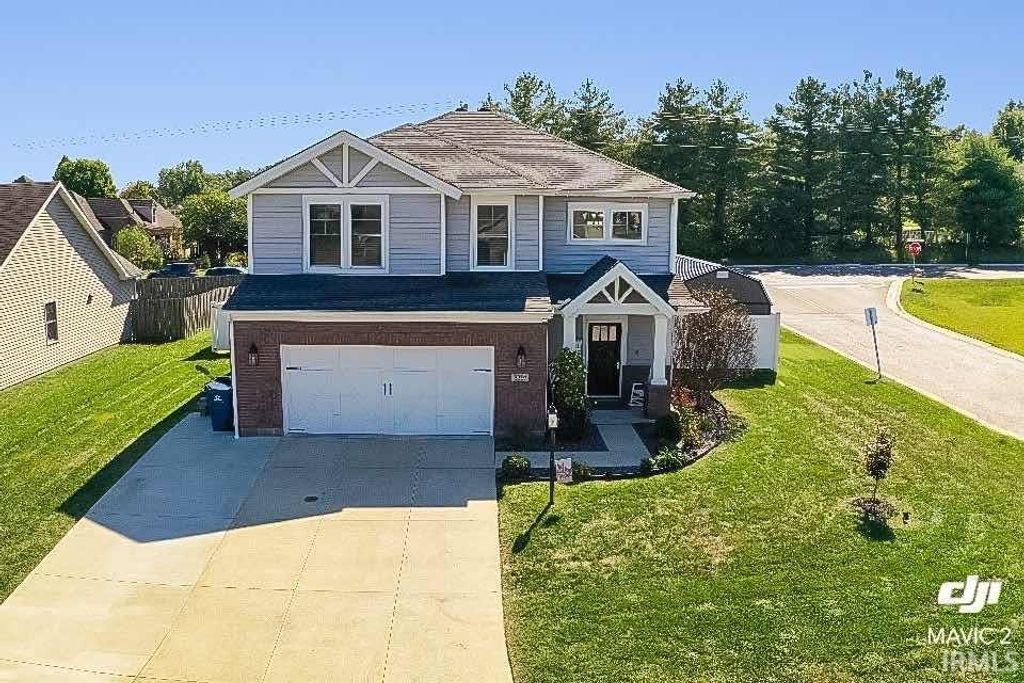 Photo of 2415 Belize Drive, Evansville, IN 47725 (MLS # 202539116)