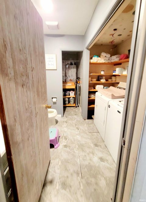 Tiny photo for 409 Franklin Street, Delphi, IN 46923 (MLS # 202609260)