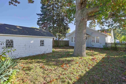 Tiny photo for 119 River Avenue, Mishawaka, IN 46544 (MLS # 202642712)