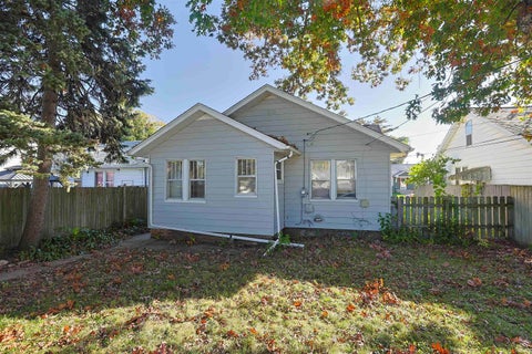 Tiny photo for 119 River Avenue, Mishawaka, IN 46544 (MLS # 202642712)
