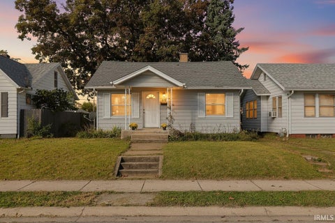 Tiny photo for 119 River Avenue, Mishawaka, IN 46544 (MLS # 202642712)