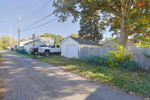 Tiny photo for 119 River Avenue, Mishawaka, IN 46544 (MLS # 202642712)