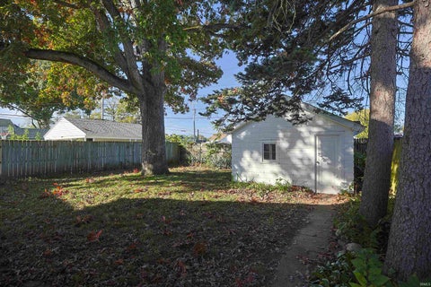 Tiny photo for 119 River Avenue, Mishawaka, IN 46544 (MLS # 202642712)