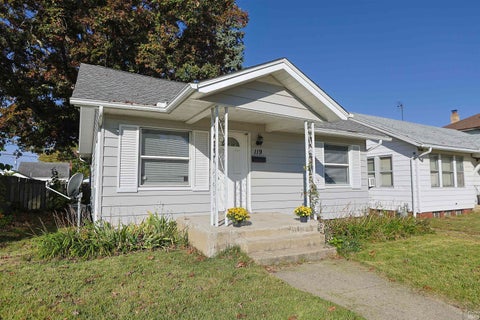 Photo of 119 River Avenue, Mishawaka, IN 46544 (MLS # 202642712)