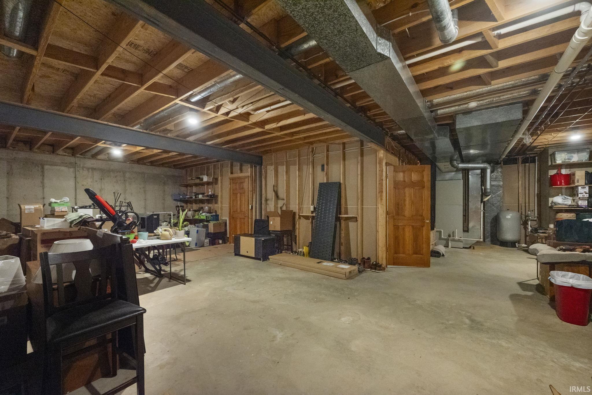 Lafayette, Indiana 47909, United States, 3 Bedrooms Bedrooms, ,3 BathroomsBathrooms,Residential,Pending,128066