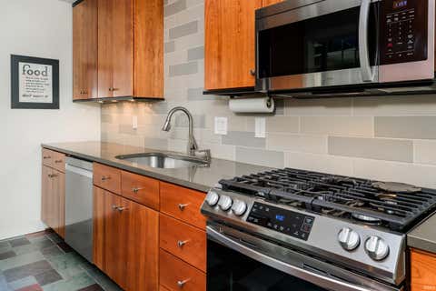 Tiny photo for 325 E Clover Lane, Bloomington, IN 47408 (MLS # 202623174)