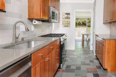 Tiny photo for 325 E Clover Lane, Bloomington, IN 47408 (MLS # 202623174)