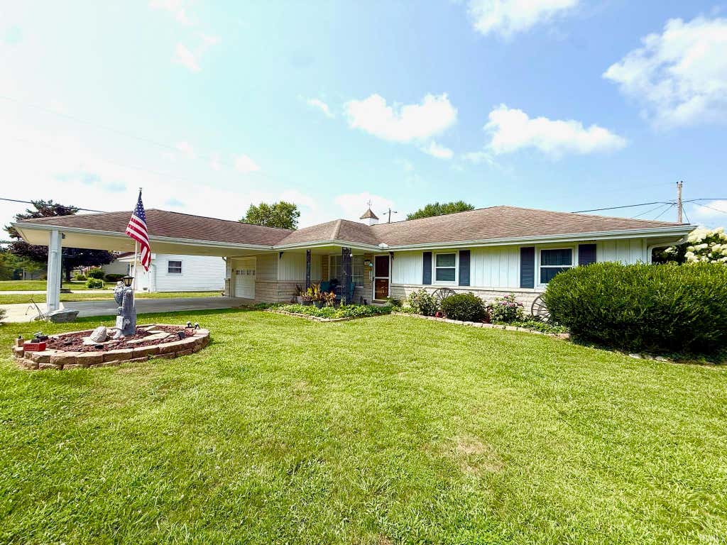Photo of 1803 Windwood Drive, Bedford, IN 47421 (MLS # 202630709)