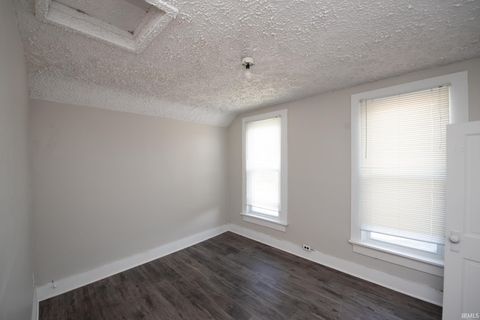 Tiny photo for 1511 Kossuth Street, Lafayette, IN 47905 (MLS # 202543478)
