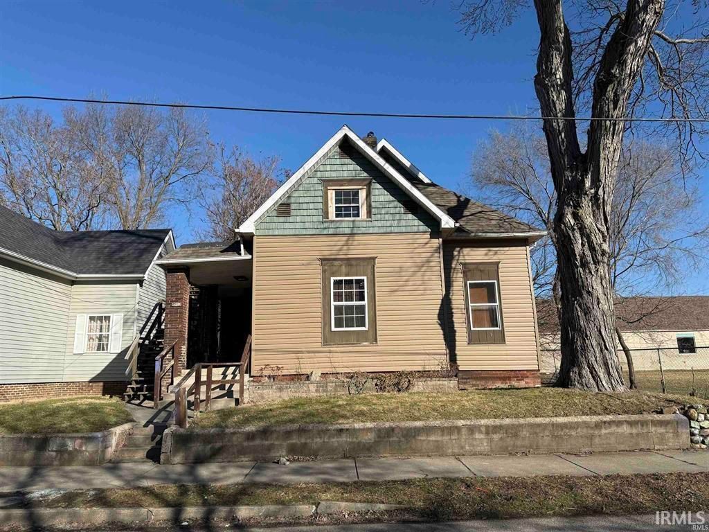 Photo of 610 S Council Street, Muncie, IN 47305 (MLS # 202619172)