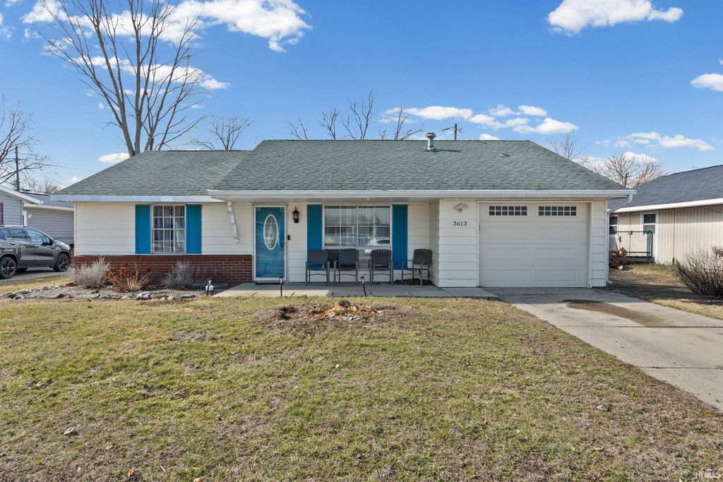 Photo of 3613 Redondo Drive, Lafayette, IN 47904 (MLS # 202606672)