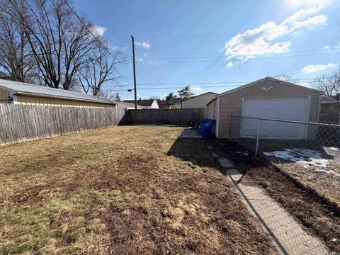 Tiny photo for 1915 W Murden Street, Kokomo, IN 46901 (MLS # 202604807)