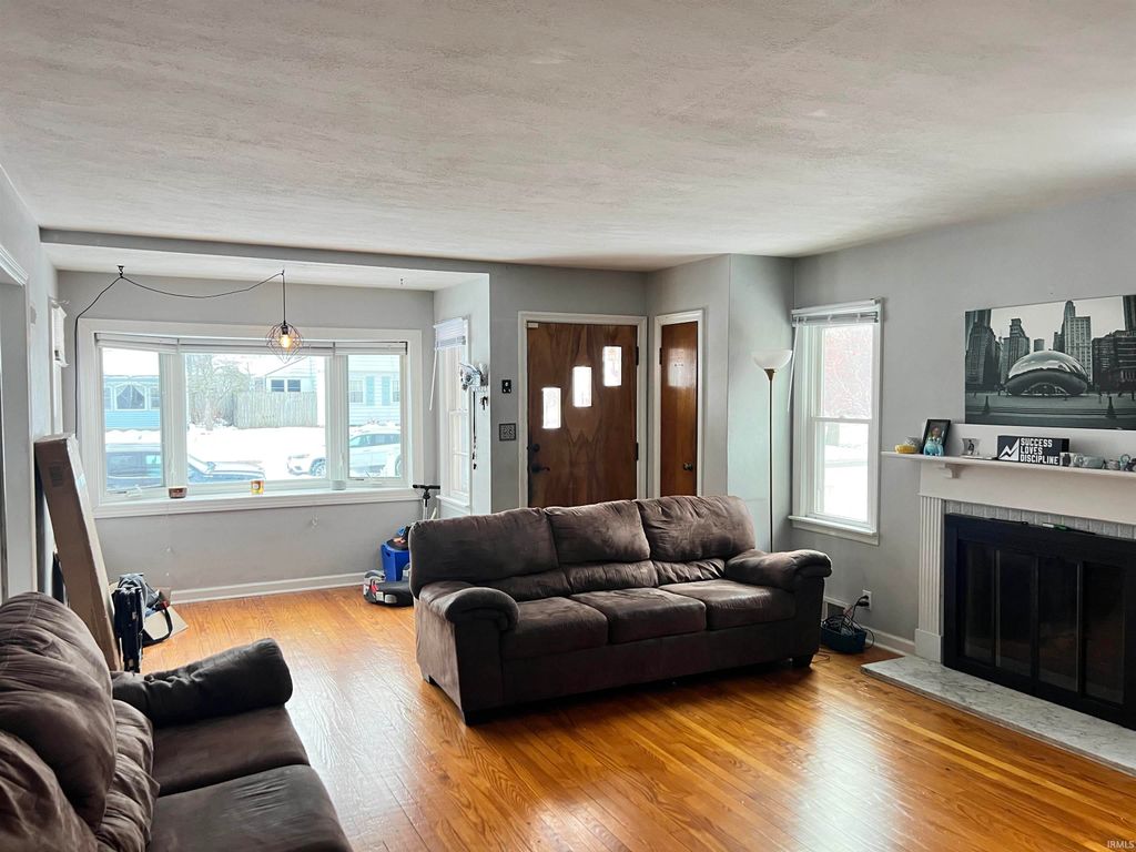 Photo of 613 E Eckman Street, South Bend, IN 46614 (MLS # 202549159)