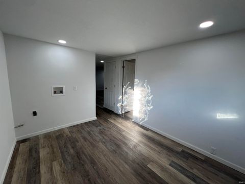 Tiny photo for 2417 N Calumet Street, Kokomo, IN 46901 (MLS # 202545302)