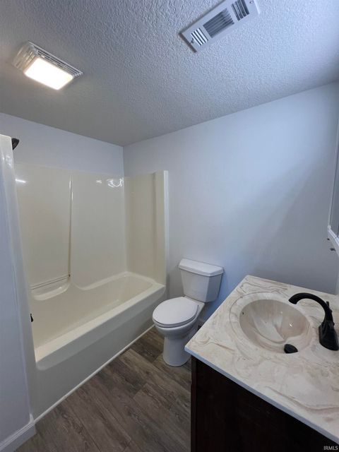 Tiny photo for 2417 N Calumet Street, Kokomo, IN 46901 (MLS # 202545302)