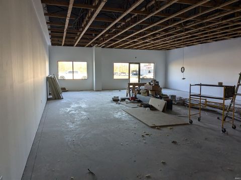 Tiny photo for 2405 W Jefferson Road #A, Kokomo, IN 46901 (MLS # 202444047)