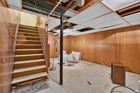 Tiny photo for 1211 S Evans Avenue, Evansville, IN 47713 (MLS # 202643820)