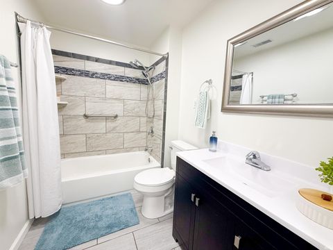 Tiny photo for 1719 Maplehurst Avenue, Mishawaka, IN 46545 (MLS # 202614387)