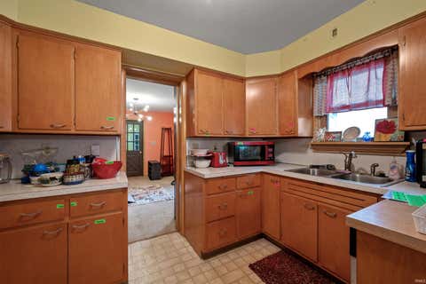 Tiny photo for 418 N 2nd Street, Decatur, IN 46733 (MLS # 202635287)
